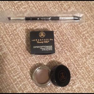 Anastasia Beverly Hills Dip Brow Pomade mb
